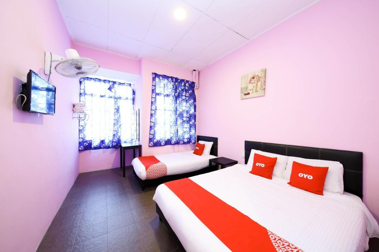 Oyo 1125 Ir Inn Hotel Секудаи Экстерьер фото