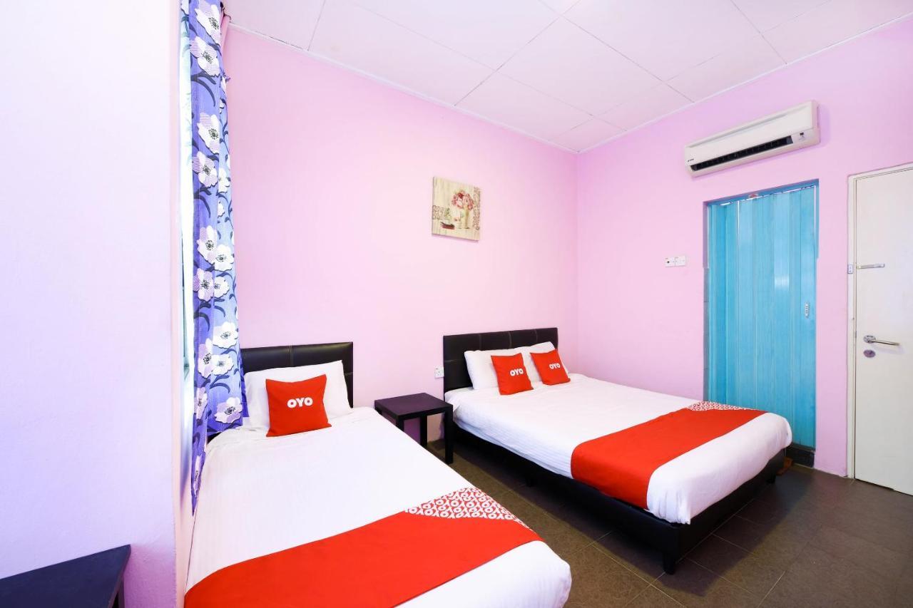 Oyo 1125 Ir Inn Hotel Секудаи Экстерьер фото