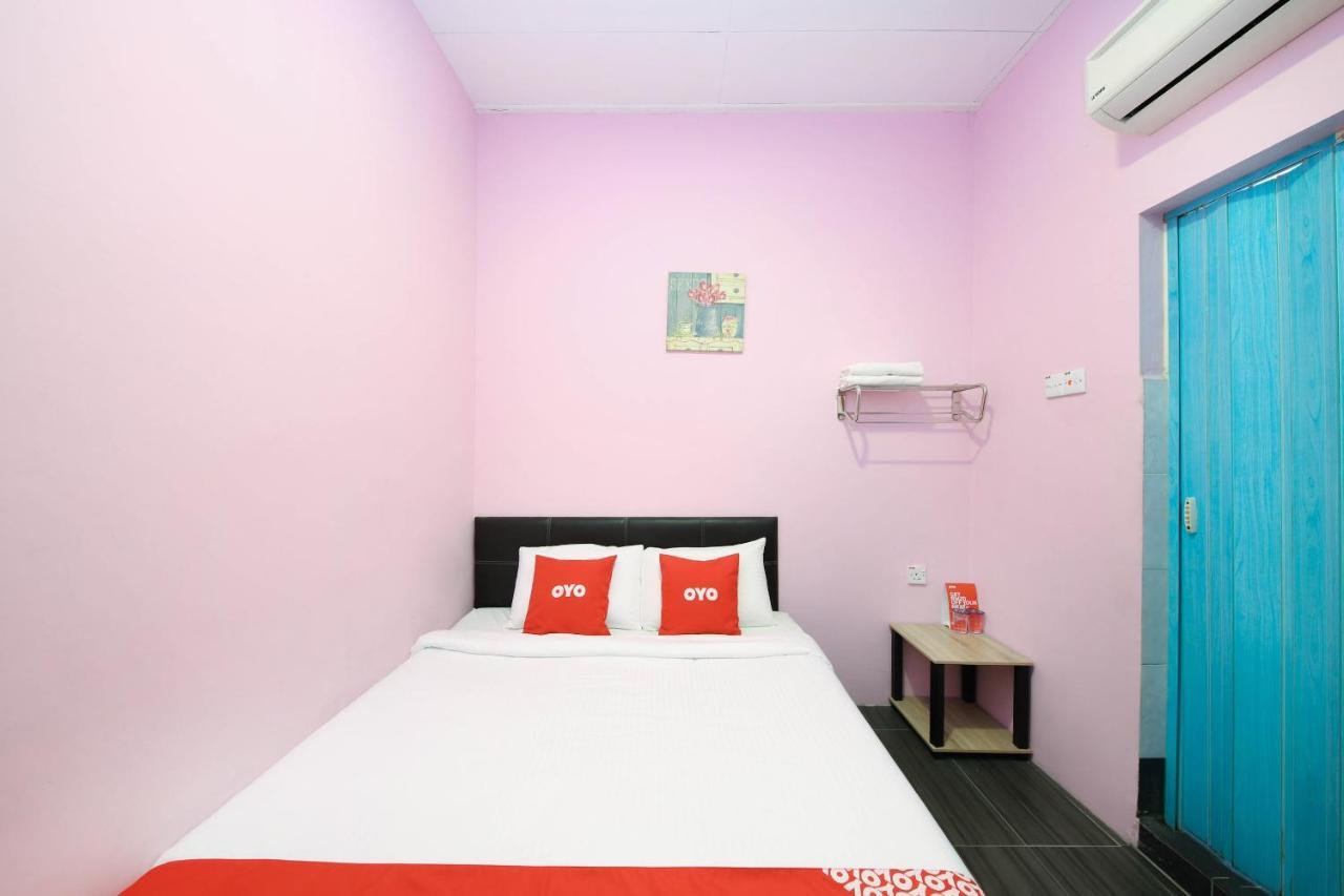 Oyo 1125 Ir Inn Hotel Секудаи Экстерьер фото