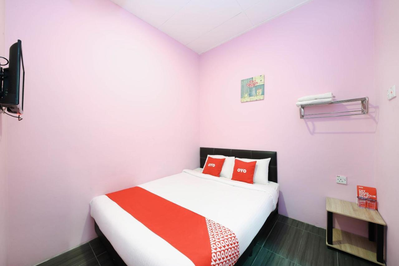 Oyo 1125 Ir Inn Hotel Секудаи Экстерьер фото