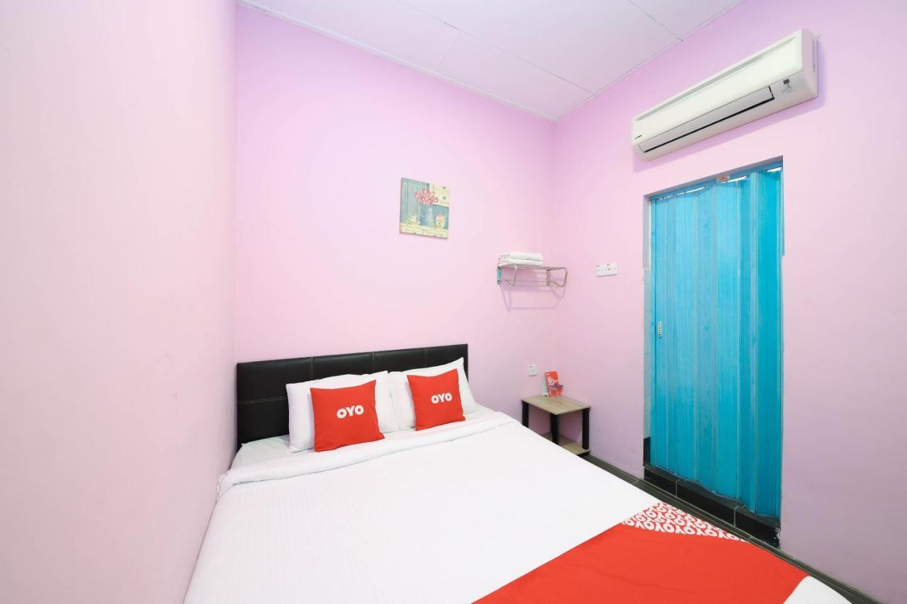 Oyo 1125 Ir Inn Hotel Секудаи Экстерьер фото