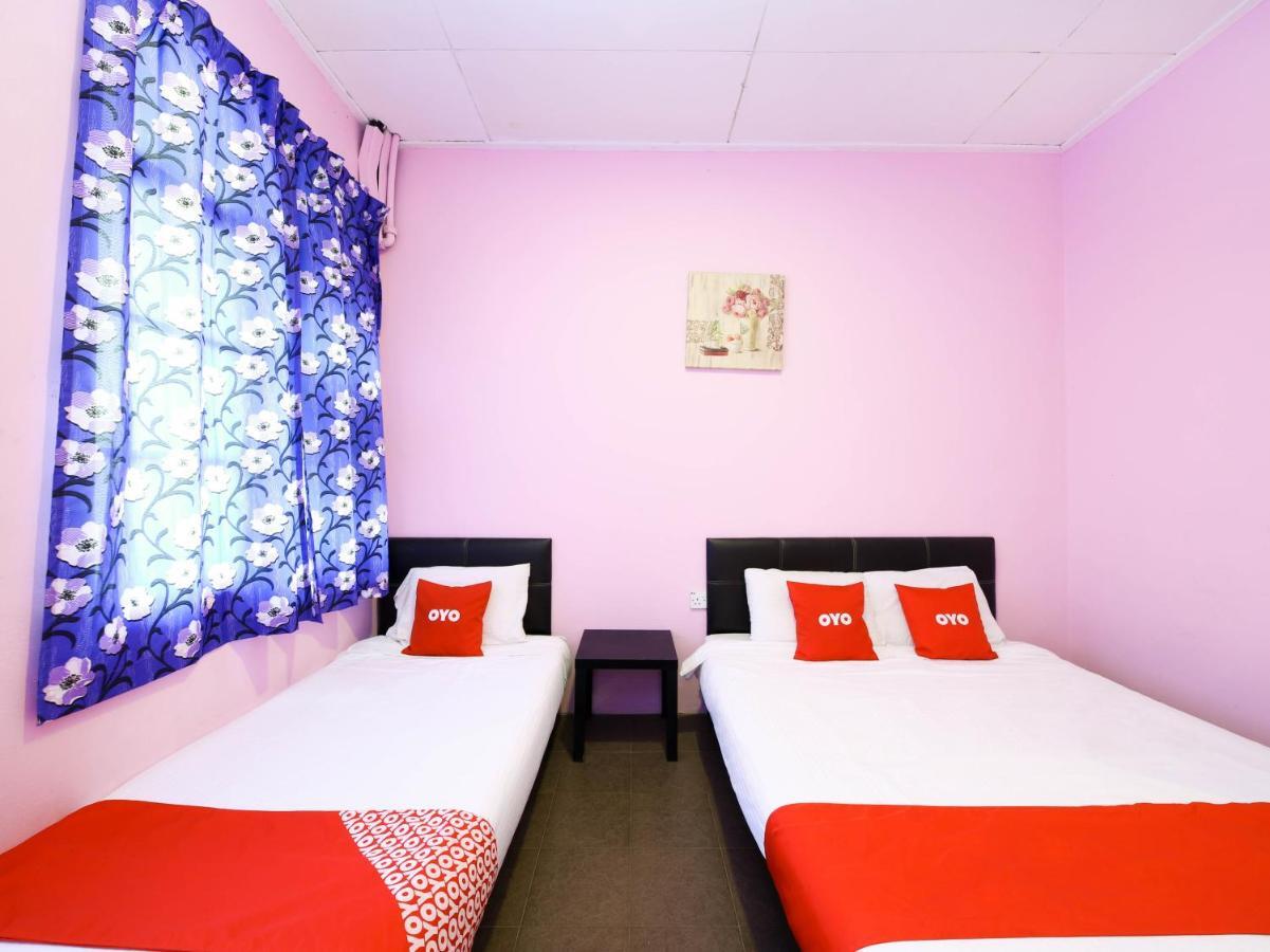 Oyo 1125 Ir Inn Hotel Секудаи Экстерьер фото